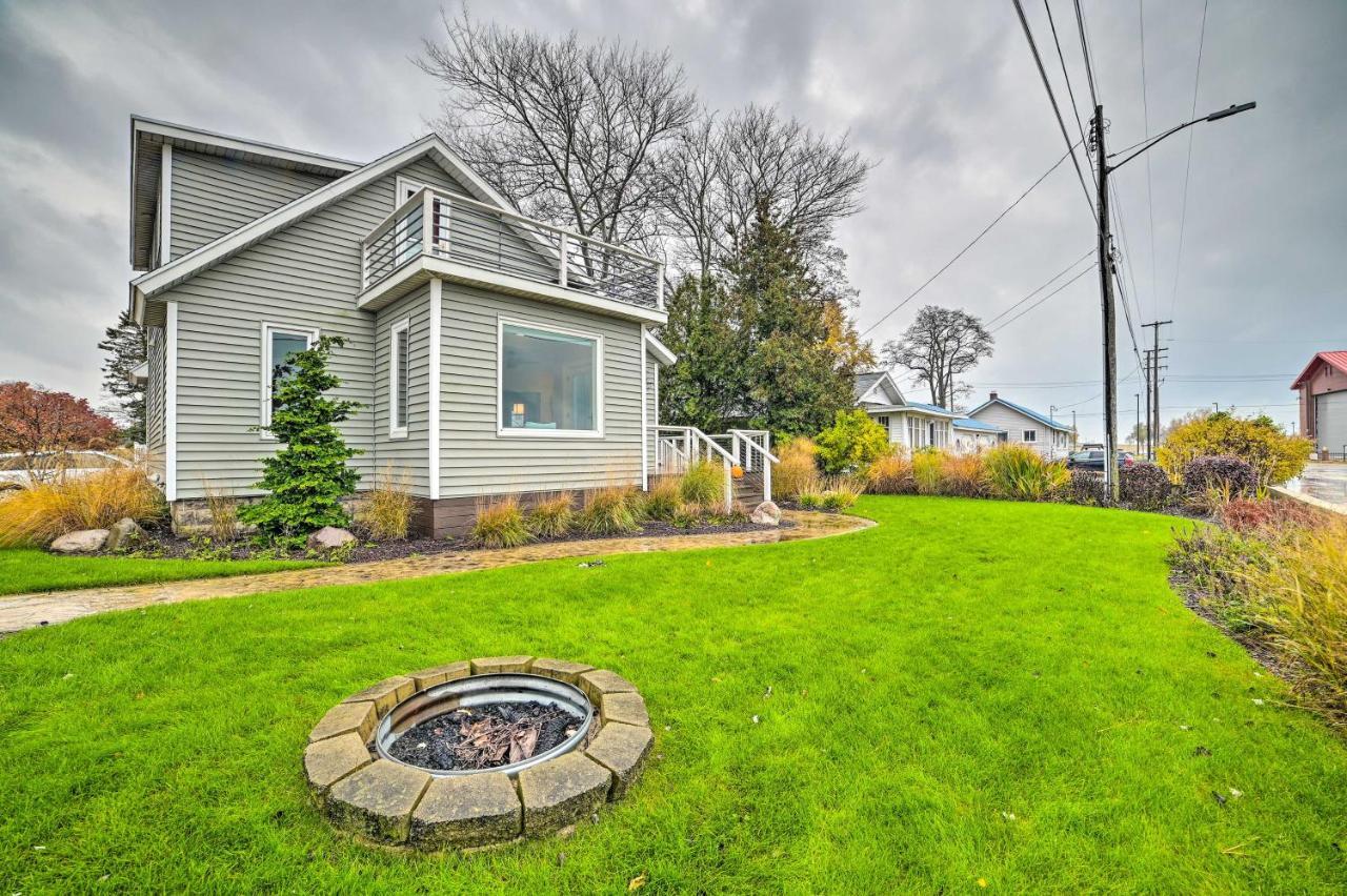 Chic Manistee Cottage Steps To Lake Michigan! Exterior photo